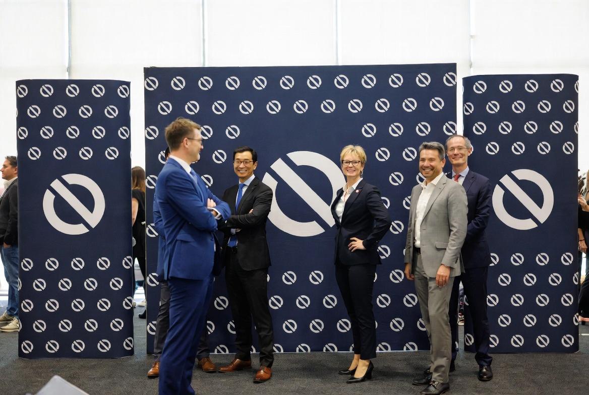 corporate gala custom step and repeat banner photo backdrop nationwide retractable step and repeat banners