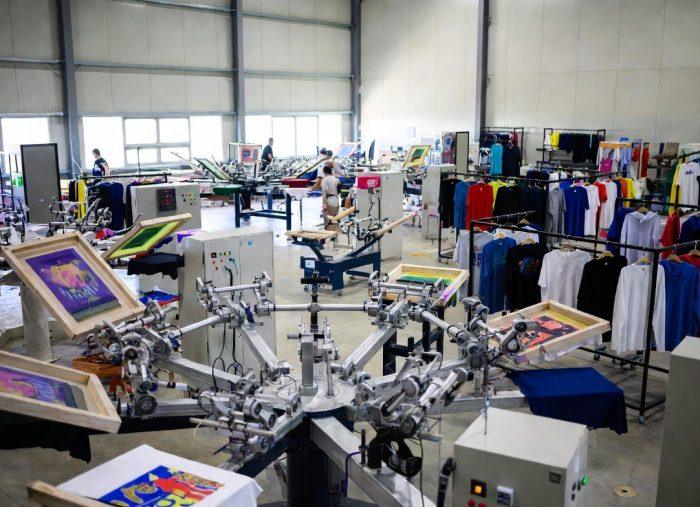 How to Choose the Best Custom Screen Printing Company